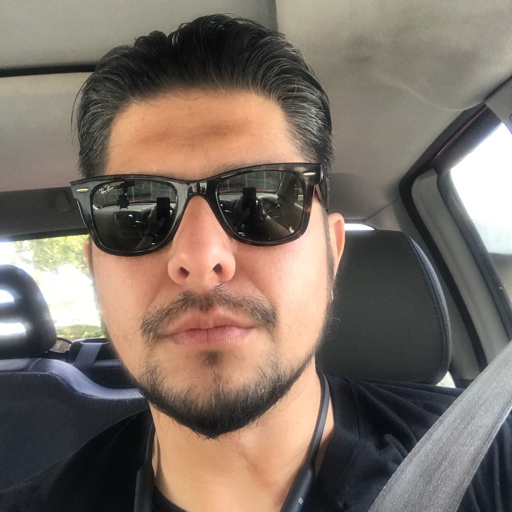 Meet your Posher, Jose